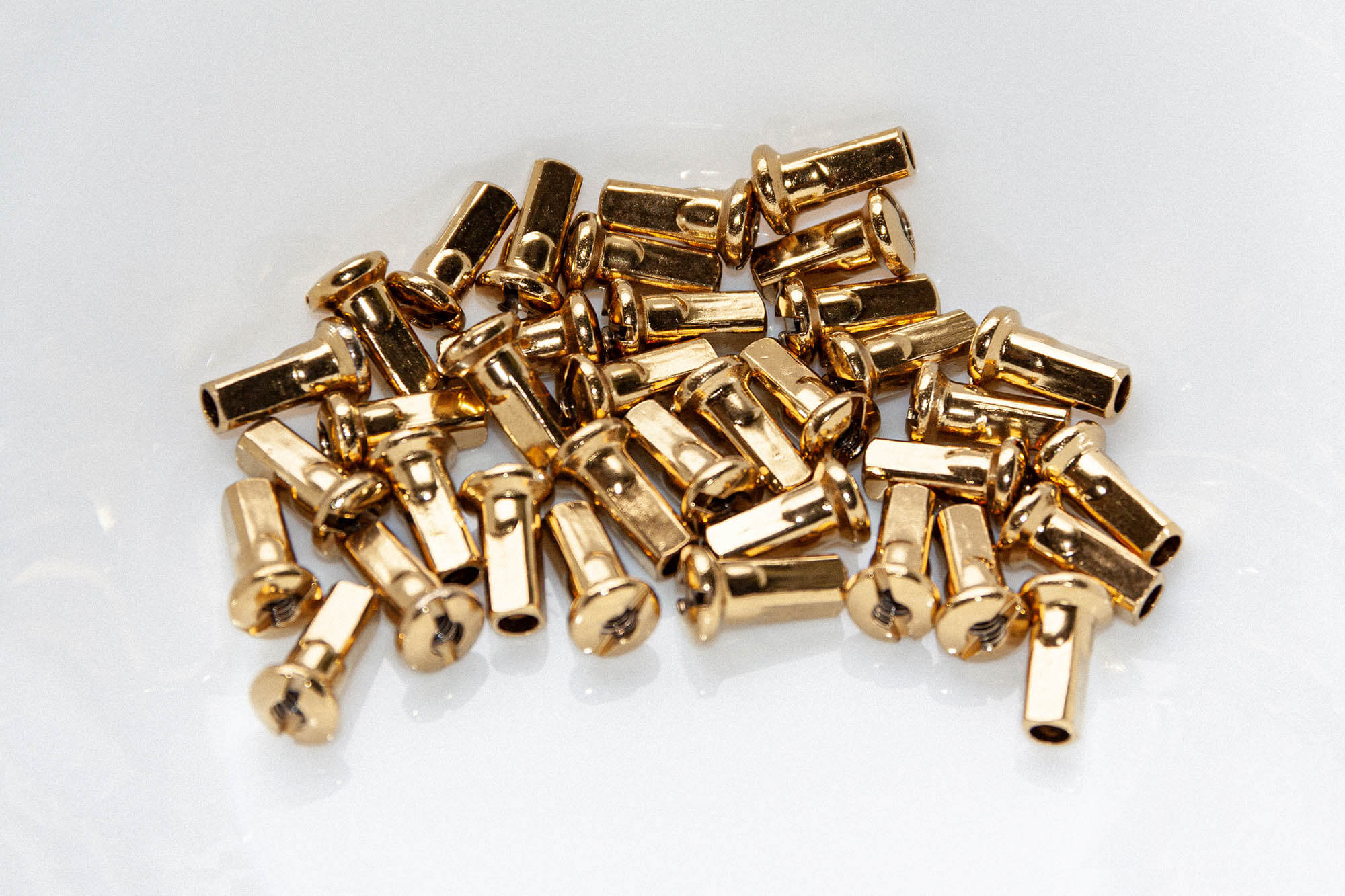 Nippelsatz M3,5 / M4 Messing gold Titan